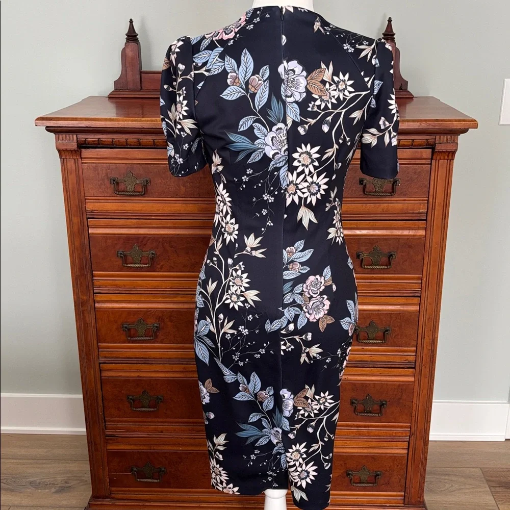 Vince Camuto Floral Printed Scuba Knit Sheath Dress Size 4 - Picture 9 of 12